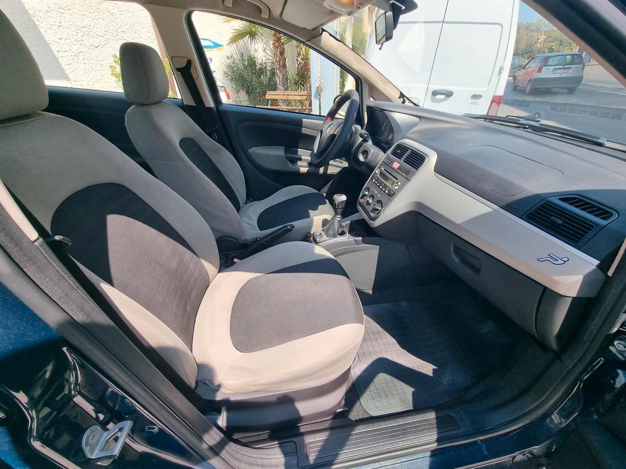 Fiat Grande Punto 1.3 MJT 75 CV 5 porte Dynamic