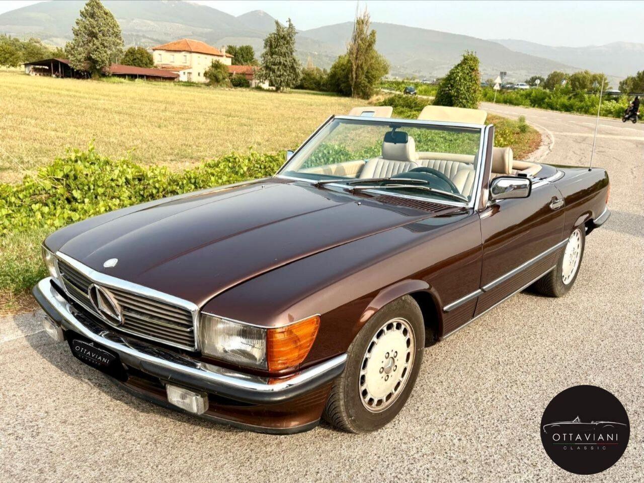 Mercedes SL 300 r107 targa ORO ASI