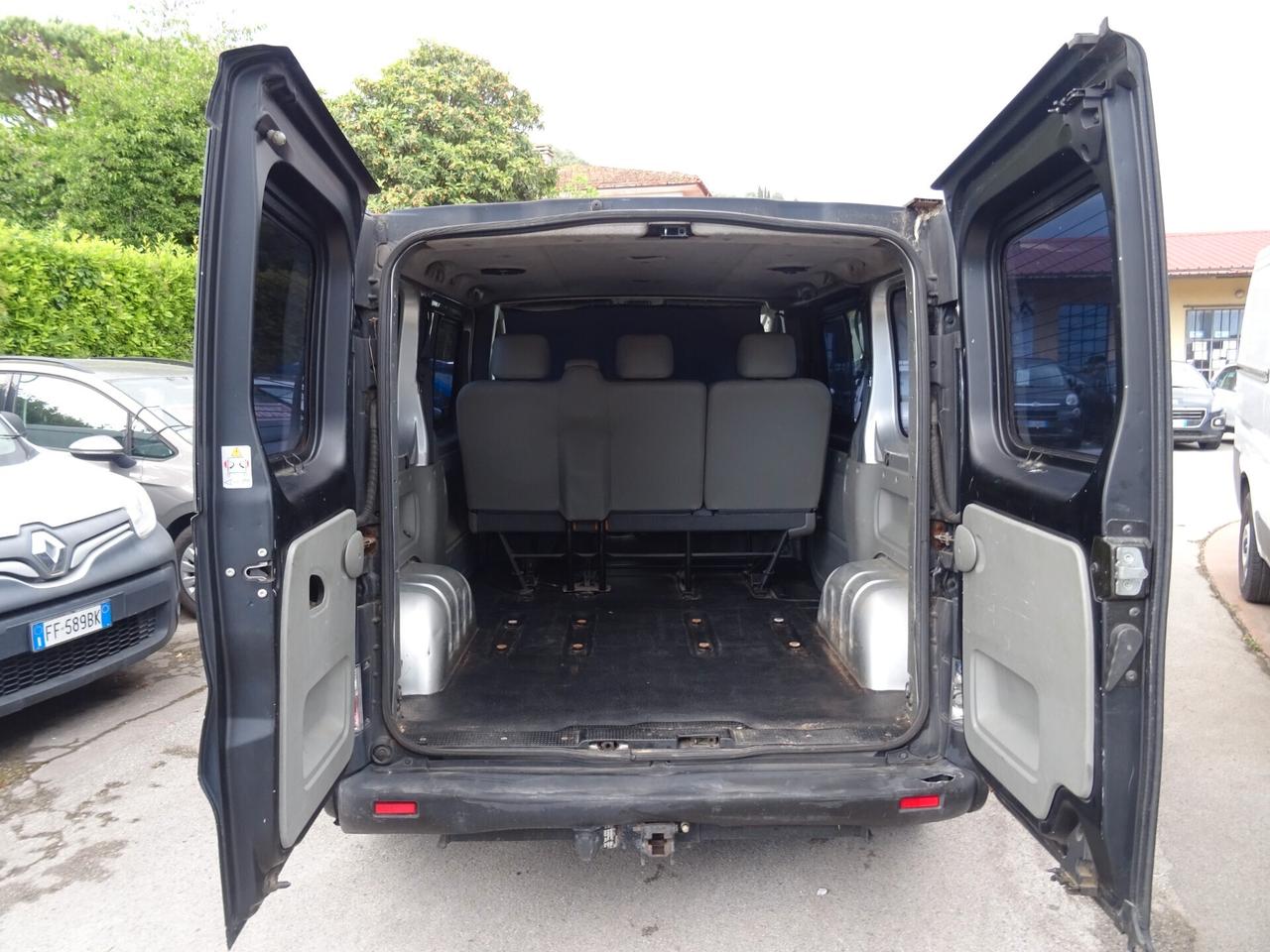 Nissan Primastar 1.9 dCi/100 GANCIO DI TRAINO