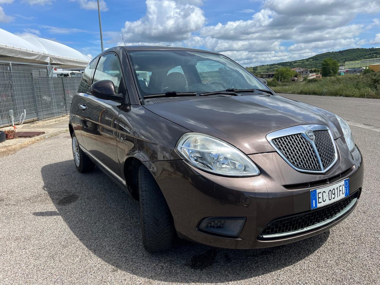 Lancia Ypsilon 1.2 69 CV Diva