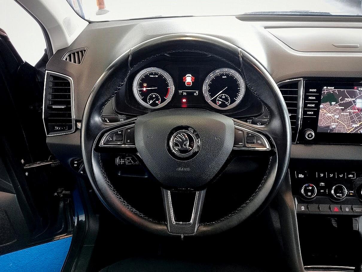 Skoda Karoq 1.6 TDI AMBITION CARPLAY CAMERA 17" PRONTA CONS