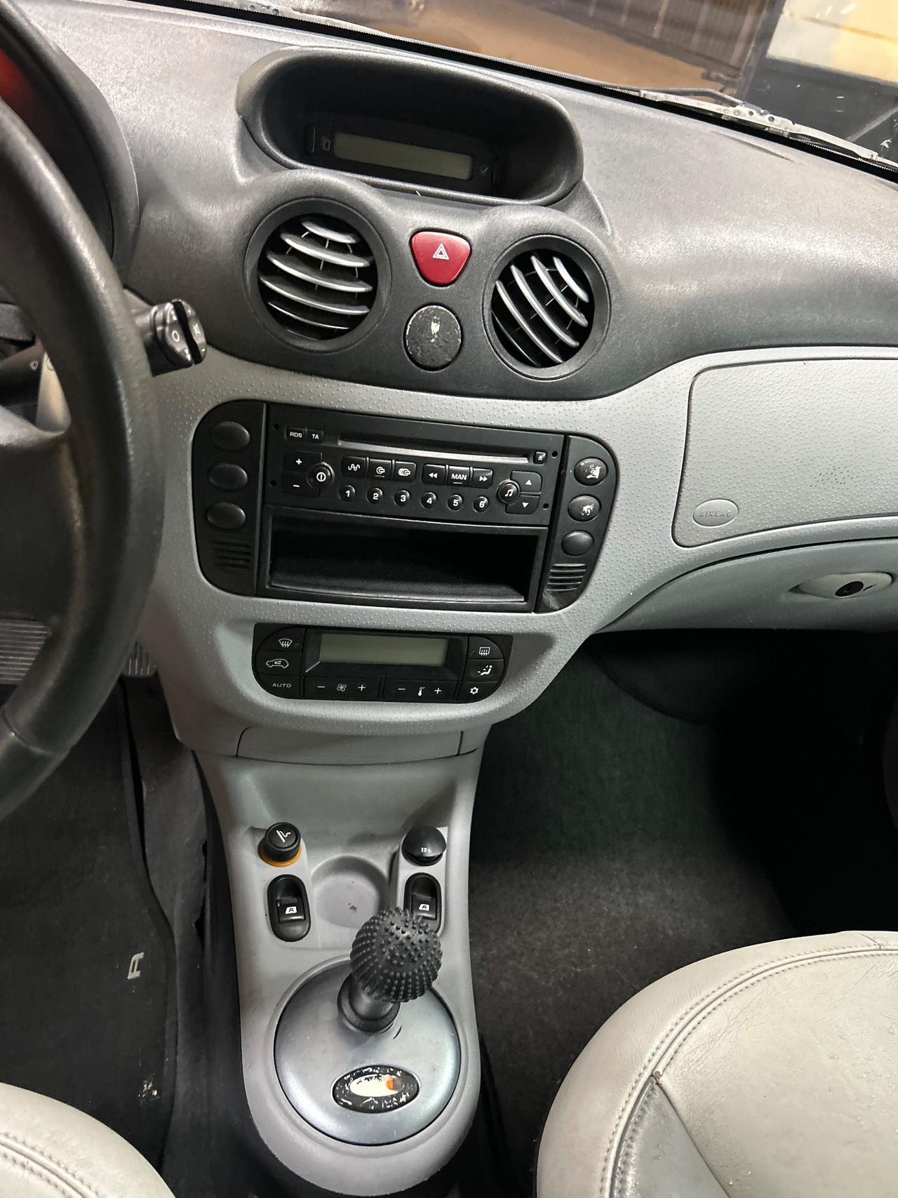 CITROEN C3 1.6 Benzina 109 cv “DA RIPRISTINARE”-2003