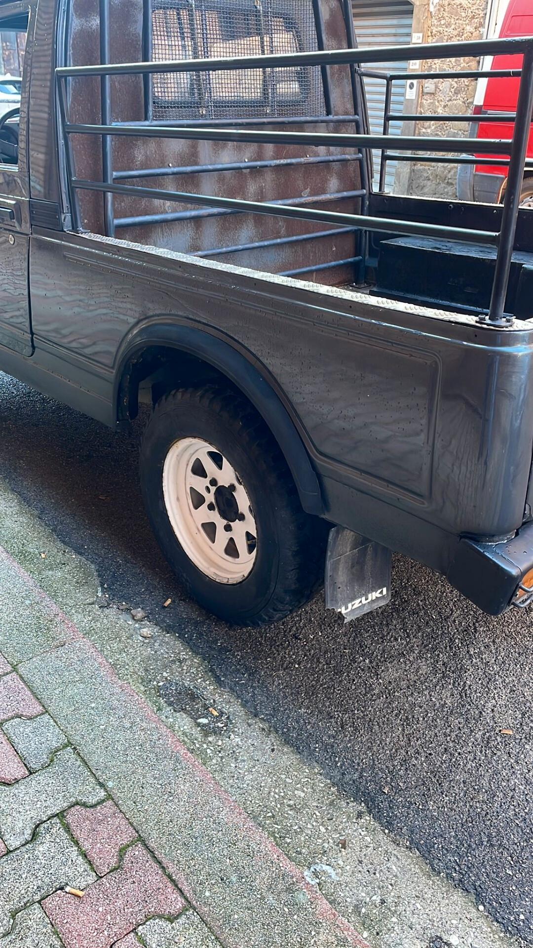 Suzuki SJ Samurai 1.3 Passo Lungo Cabriolet DeLuxe