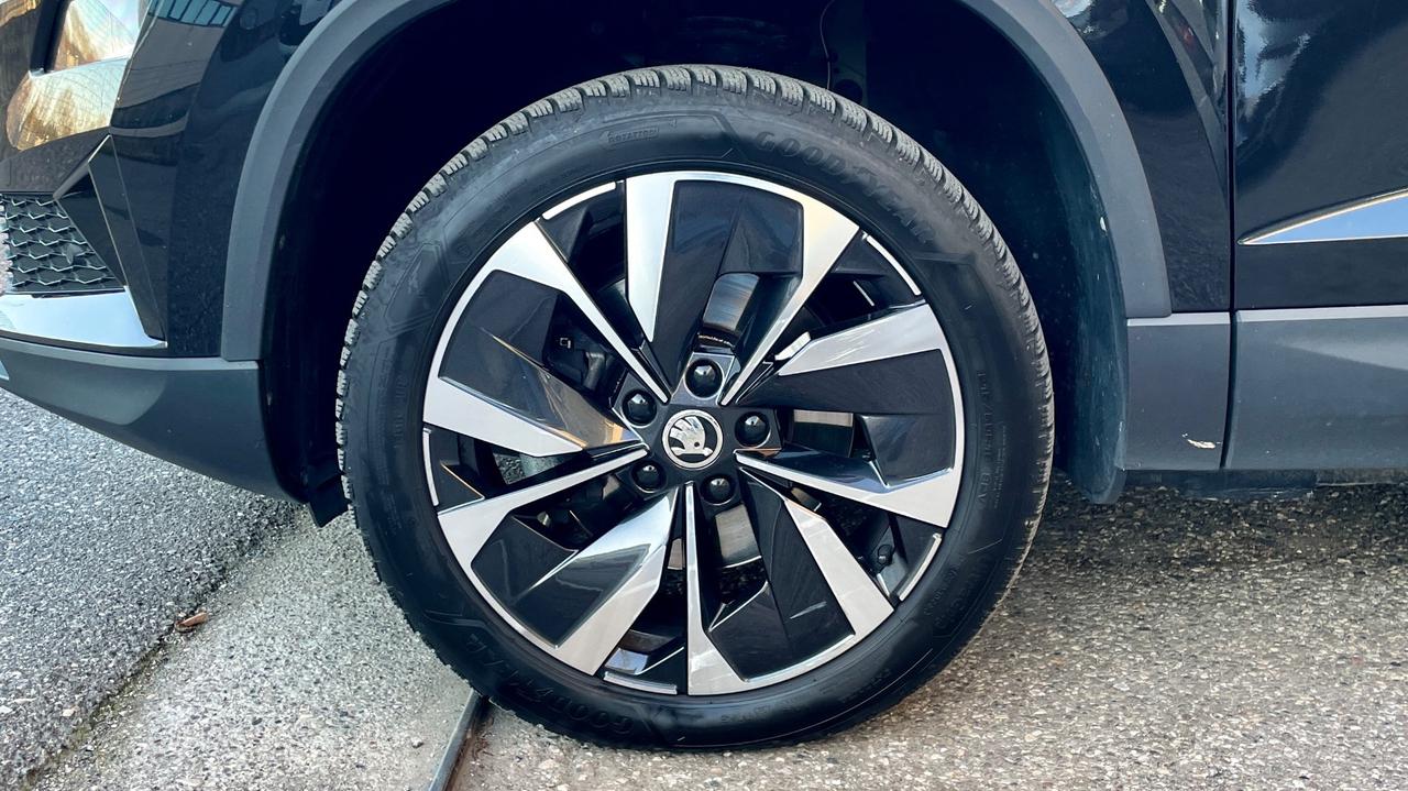 SKODA KAROQ 2.0 TDI STYLE DSG 115CV - FULL LED, KEYLESS SYSTEM, NEOPATENTATI