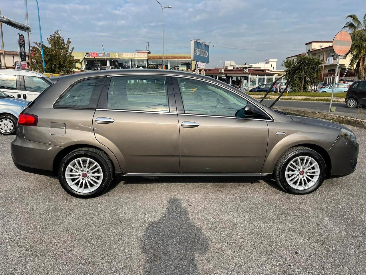 FIAT CROMA EMOTION 1.9MULTIJET 16V 120CV 6 MARCE