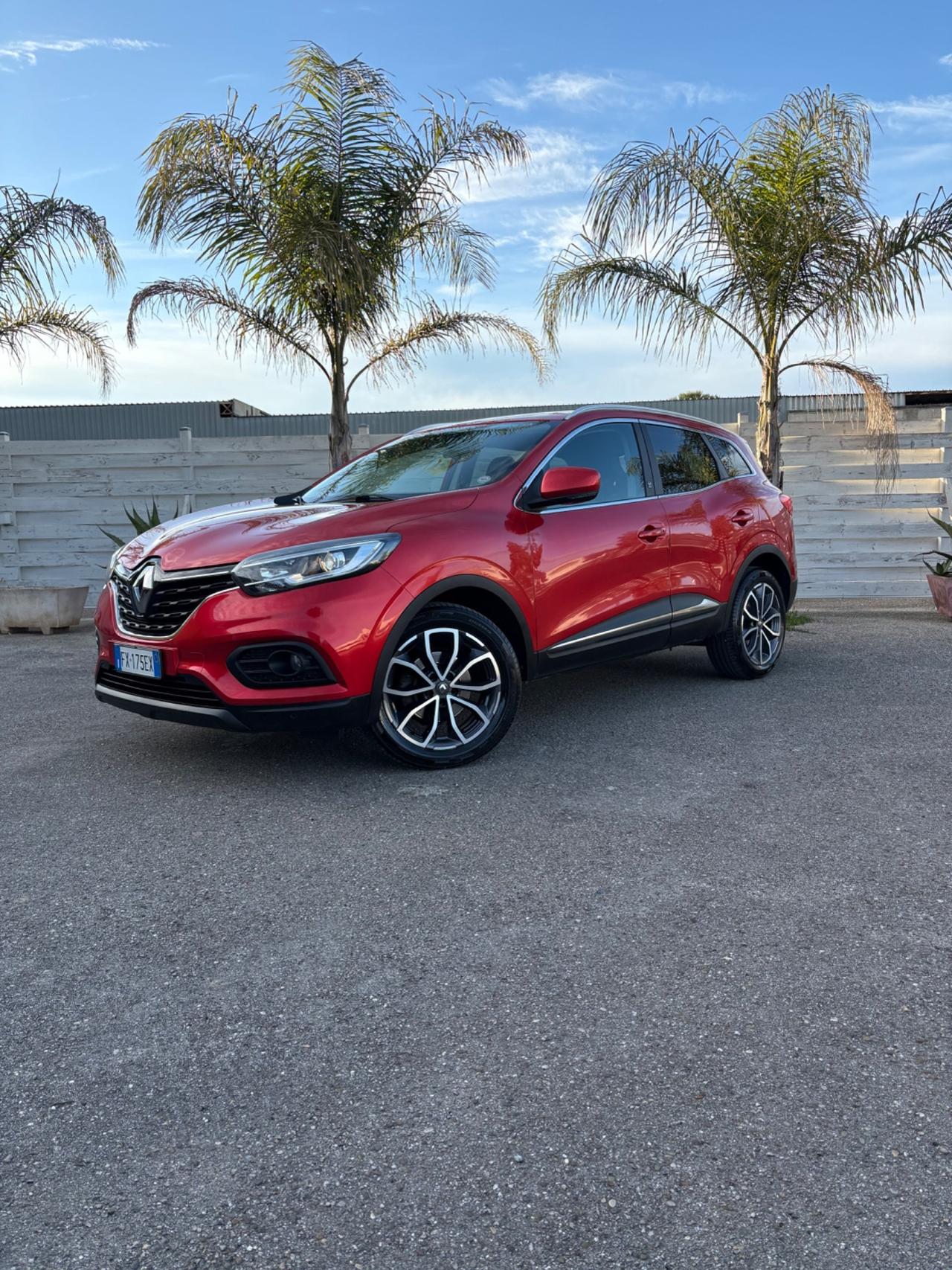 Renault KADJAR 1.5 diesel IN PERFETTE CONDIZIONI PRONTA CONSEGNA