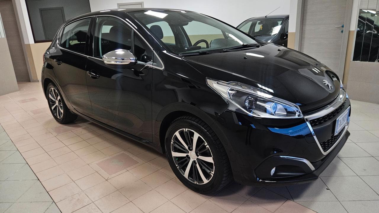 Peugeot 208 BlueHDi 75 5 porte Allure