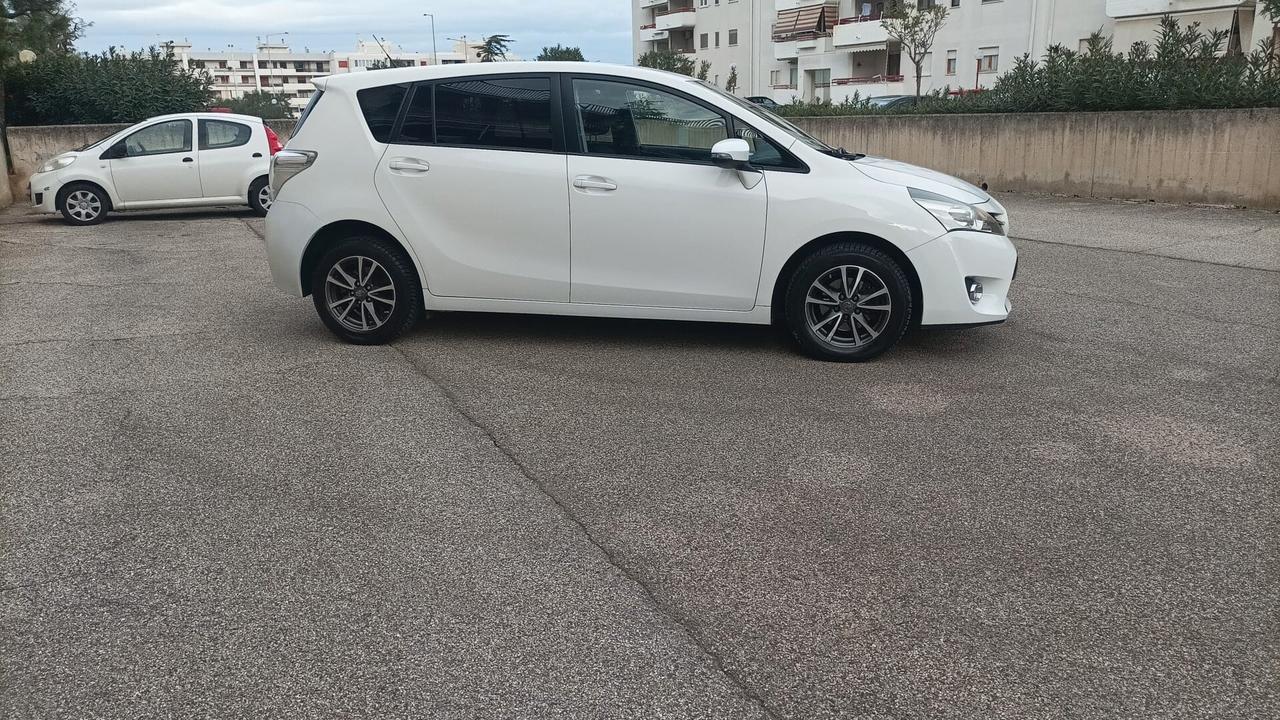 Toyota Verso 1.6 D-4D Style 7 posti