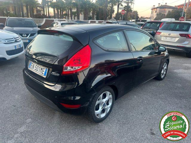 FORD Fiesta 1.2 82CV 3 porte Titanium