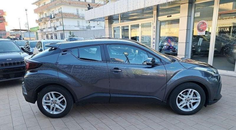 Toyota C-HR 1.8 Hybrid E-CVT Active