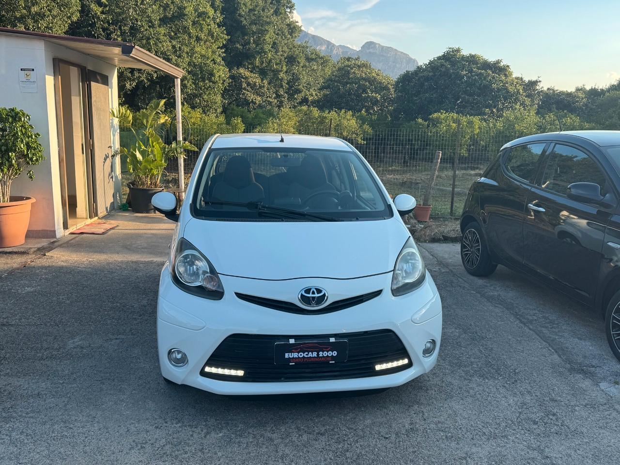 Toyota Aygo 1.0 12V VVT-i 5 porte Lounge Connect