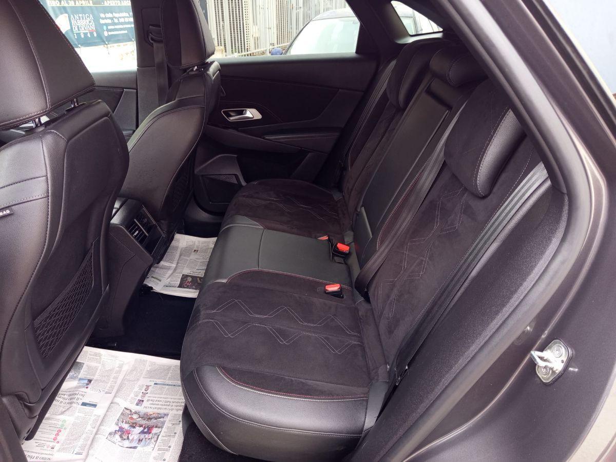 DS DS 7 BlueHDi 130 aut. Performance Line 2023