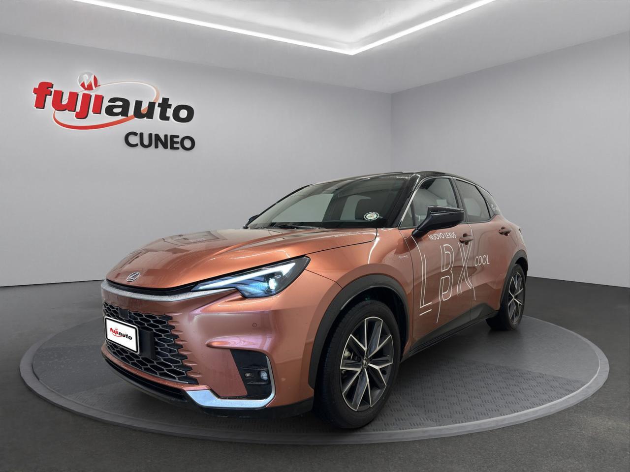 Lexus LBX 1.5 hybrid Cool 4wd