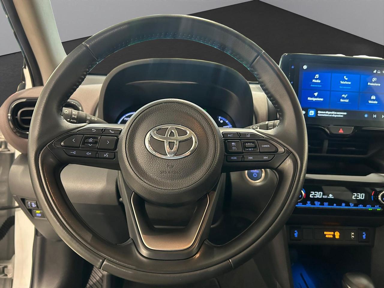 Toyota Yaris Cross 1.5h Lounge fwd 116cv e-cvt