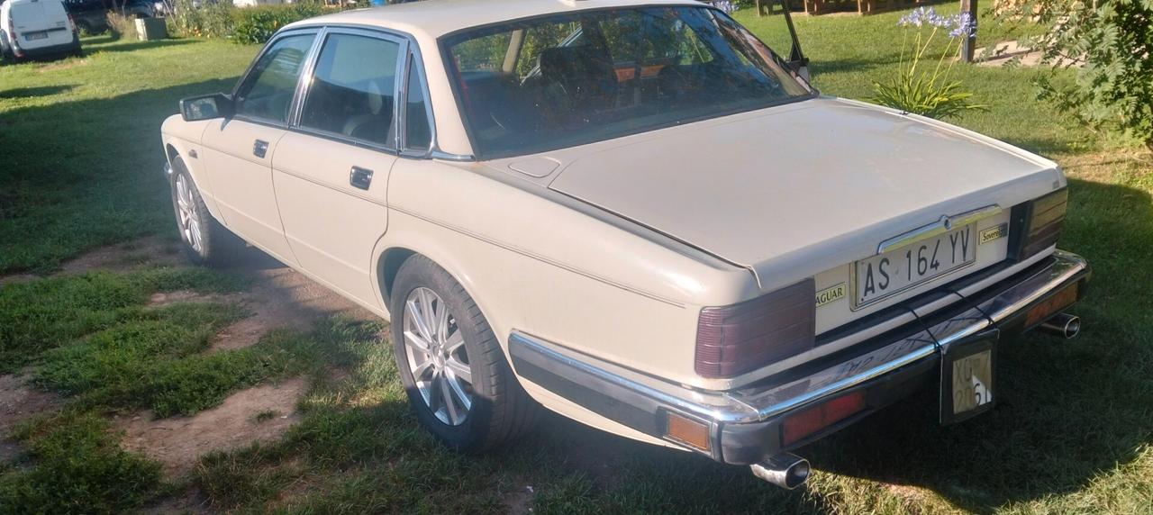 Jaguar XJ Sovereign 3.6