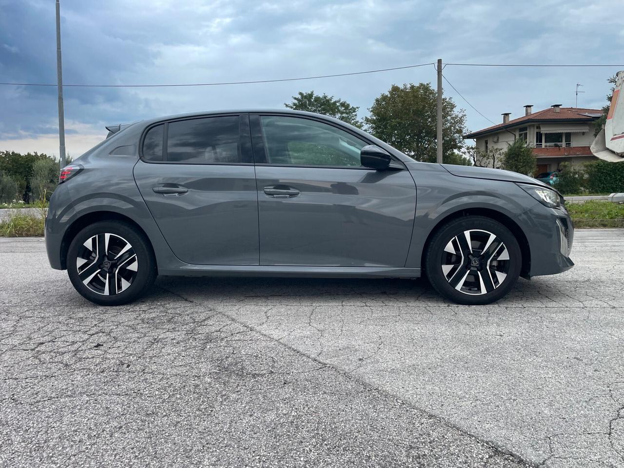 Peugeot 208 PureTech 100 Stop&Start 5 porte Allure