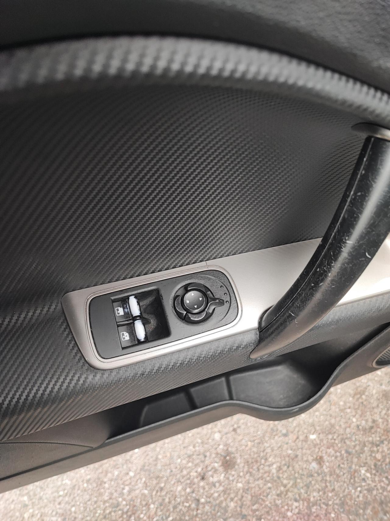 Alfa Romeo MiTo 1.4 105 CV M.air S&S Distinctive