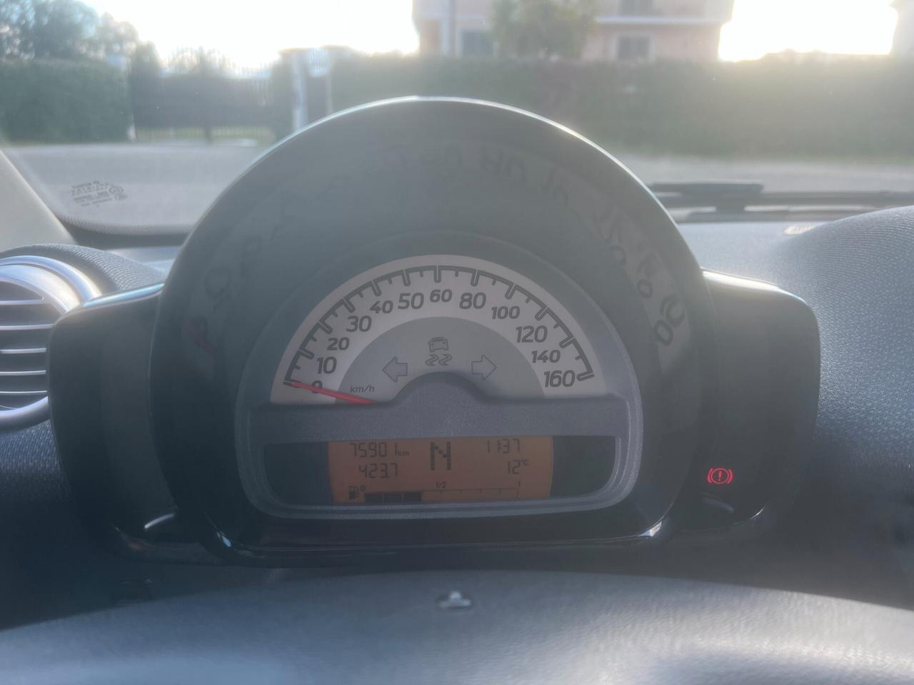 Smart ForTwo 1000 52kW MHD passion-2012