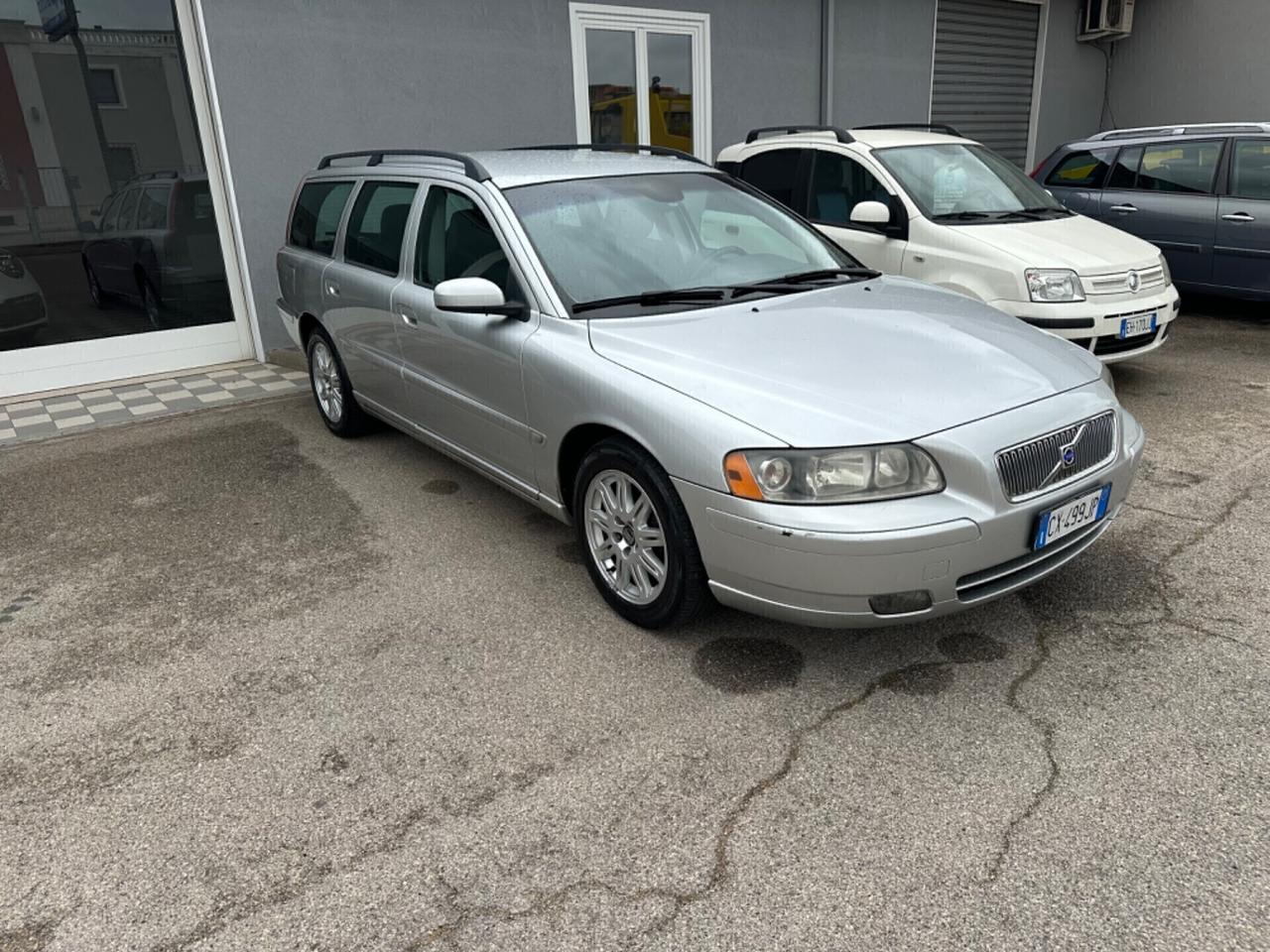 Volvo V70 2.4 D 20V (163CV) cat Momentum