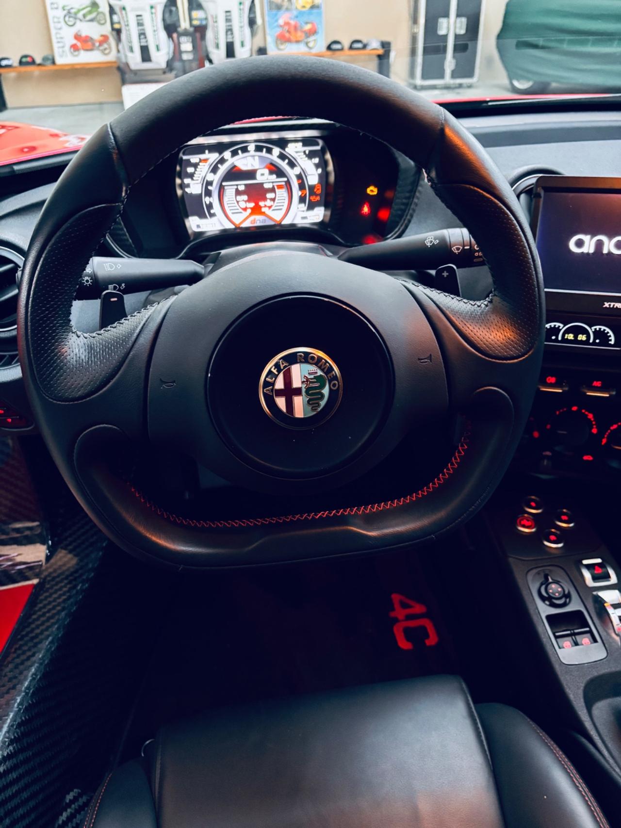 Alfa Romeo 4C 1750 TBi ex Jorge Lorenzo