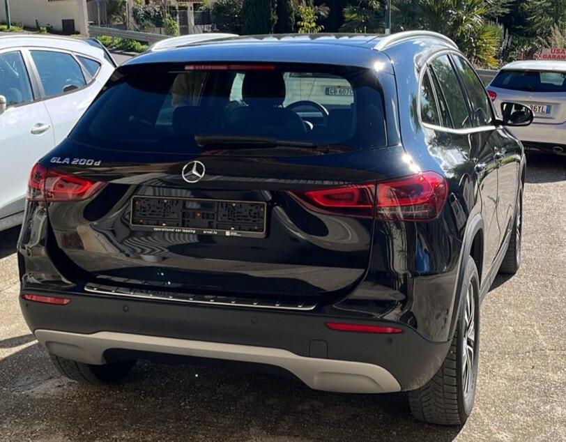 Mercedes-benz GLA 200 d Automatic Business Extra