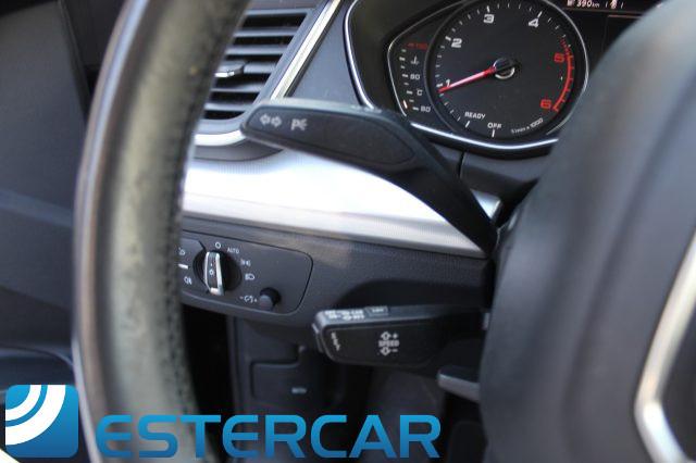 AUDI Q5 30 TDI S tronic Business Sport