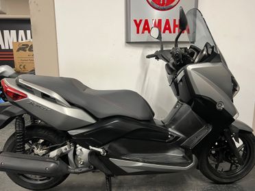Yamaha X-Max 250