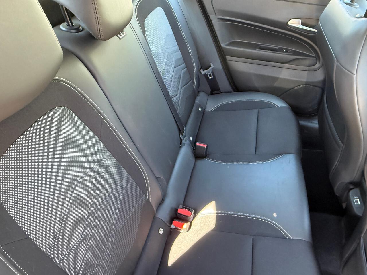 Jeep Avenger 1.2 Turbo 100 CV Longitude PARI AL NUOVO