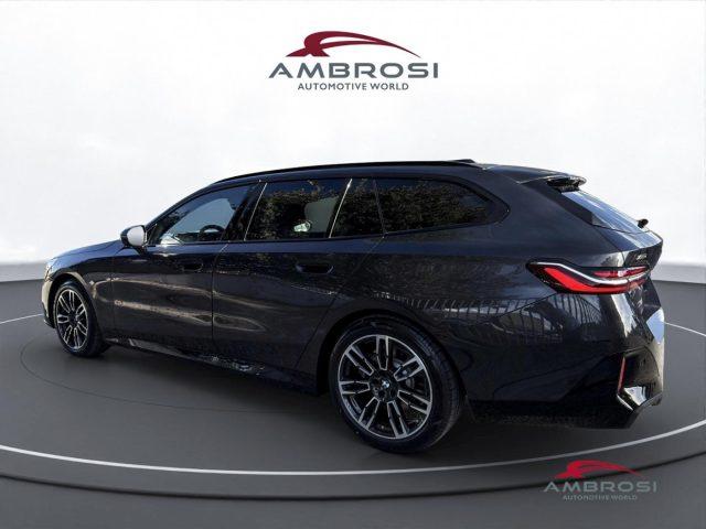 BMW 520 Serie 5 d xDrive Touring Msport Travel Package