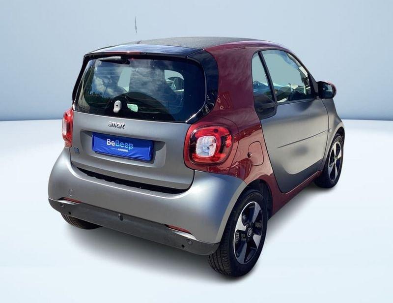 smart fortwo EQ PASSION 4,6KW