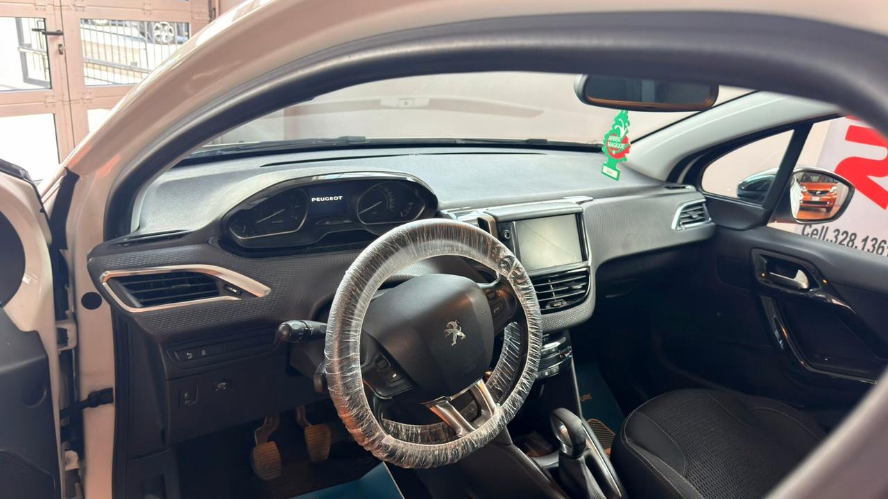 Peugeot 208 PureTech 82 3p. GPL Allure