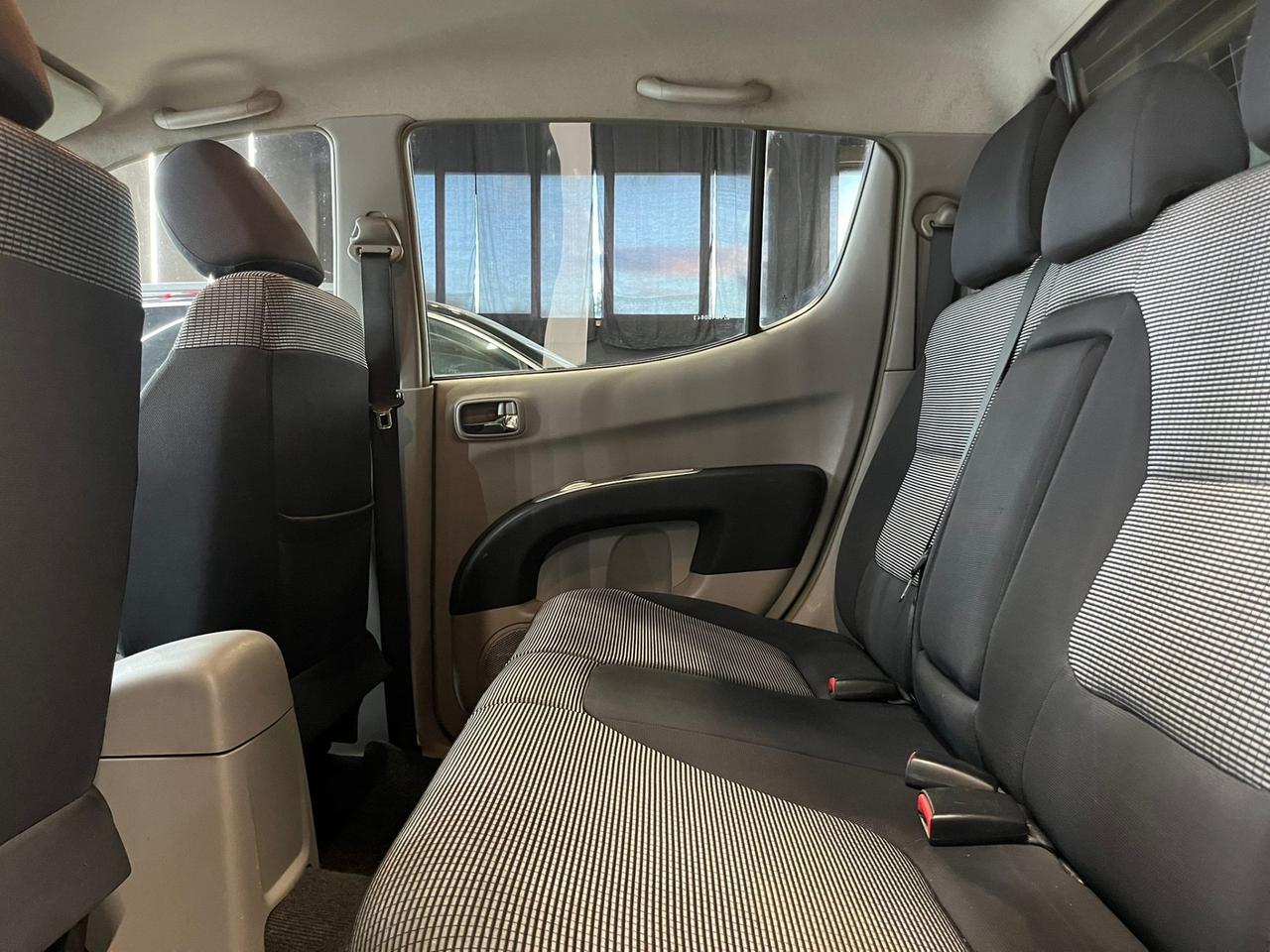 Mitsubishi L200 2.5 DI-D/136CV UNICO PROPRIETARIO Double Cab Intense