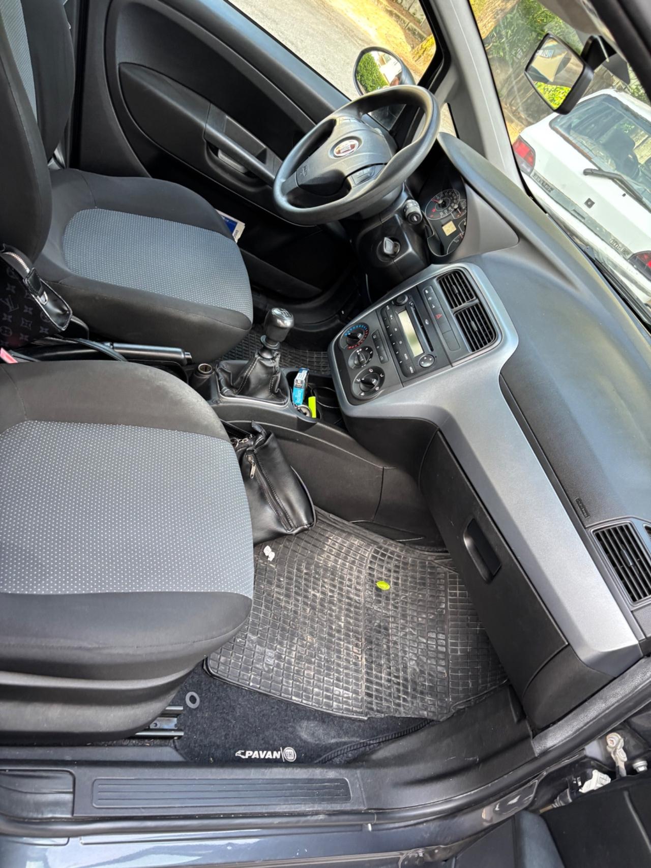Fiat Punto Classic 1.4 benzina 5 porte