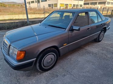 Mercedes-benz 300 200 E