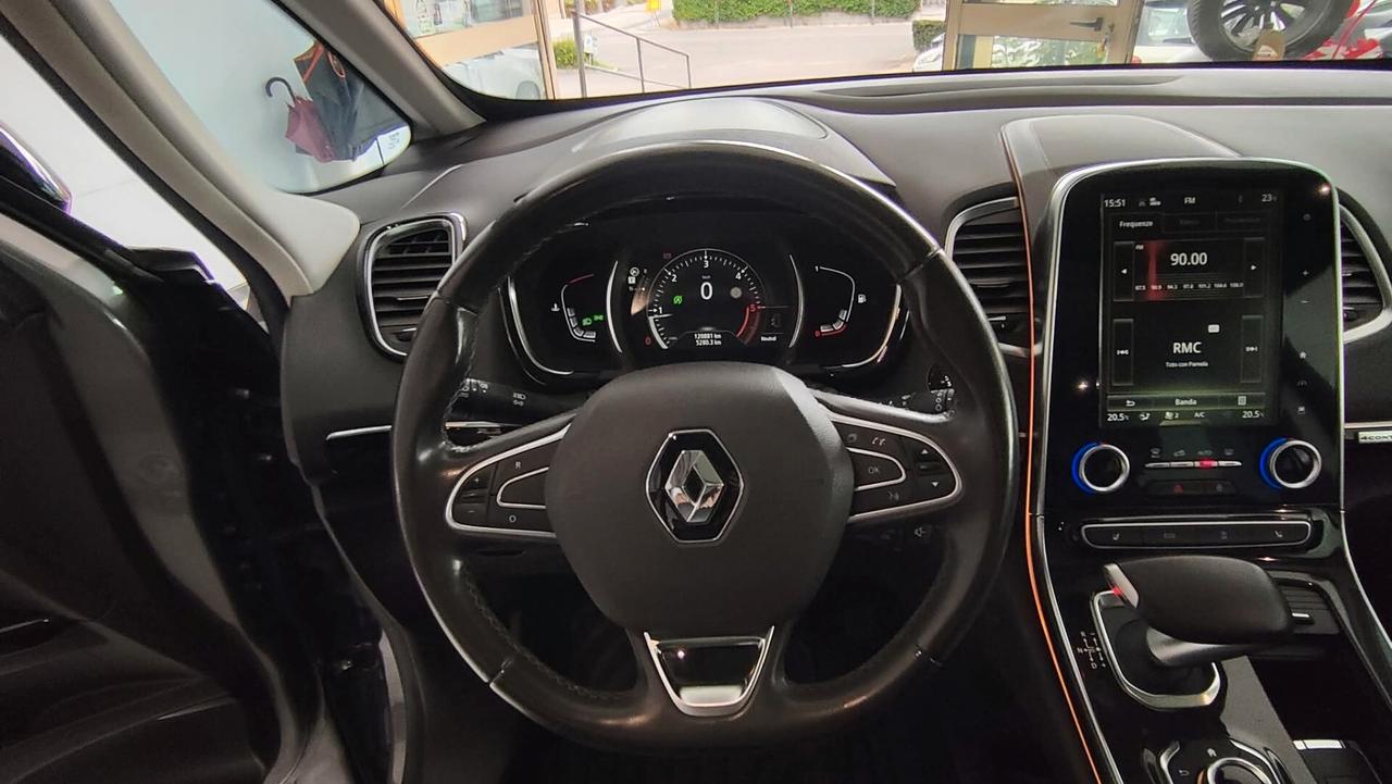 Renault Espace dCi 160CV EDC Energy Initiale Paris 4Control