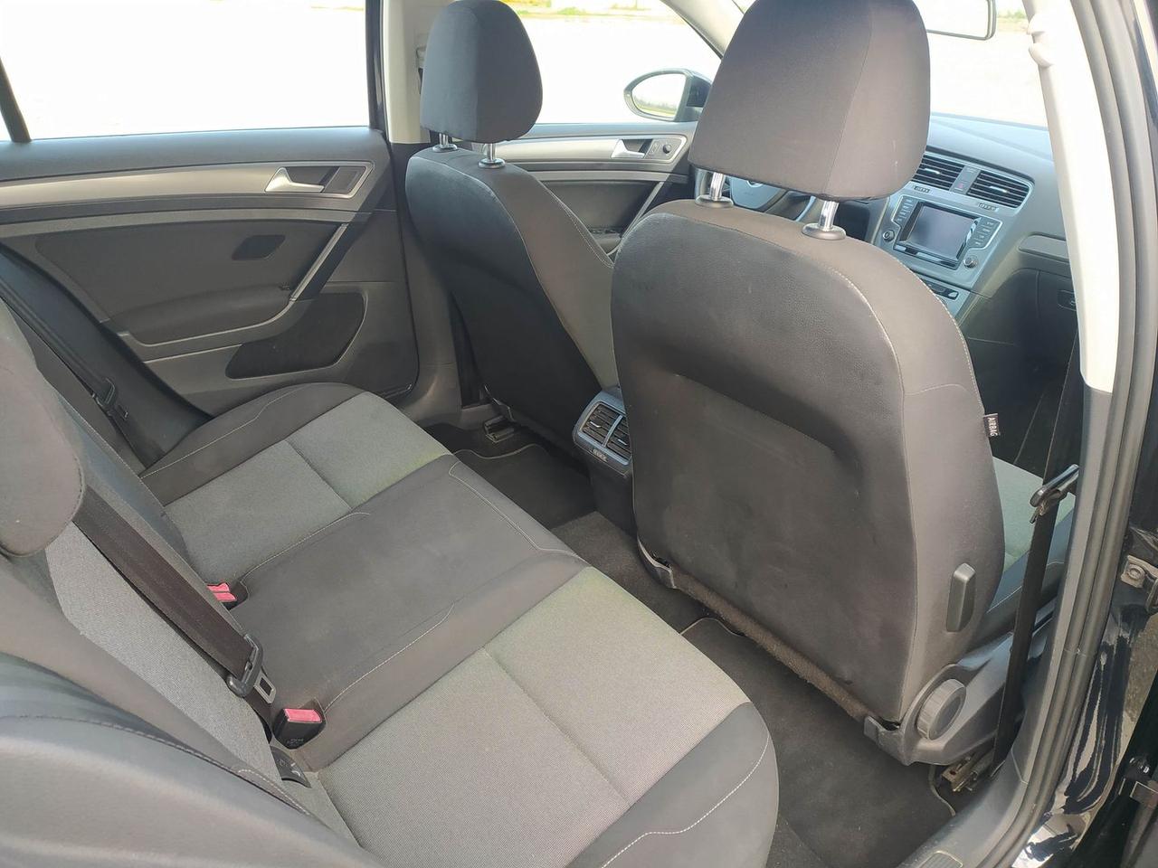 Volkswagen Golf Comfortline 1.6 TDI 110CV Bl #9567