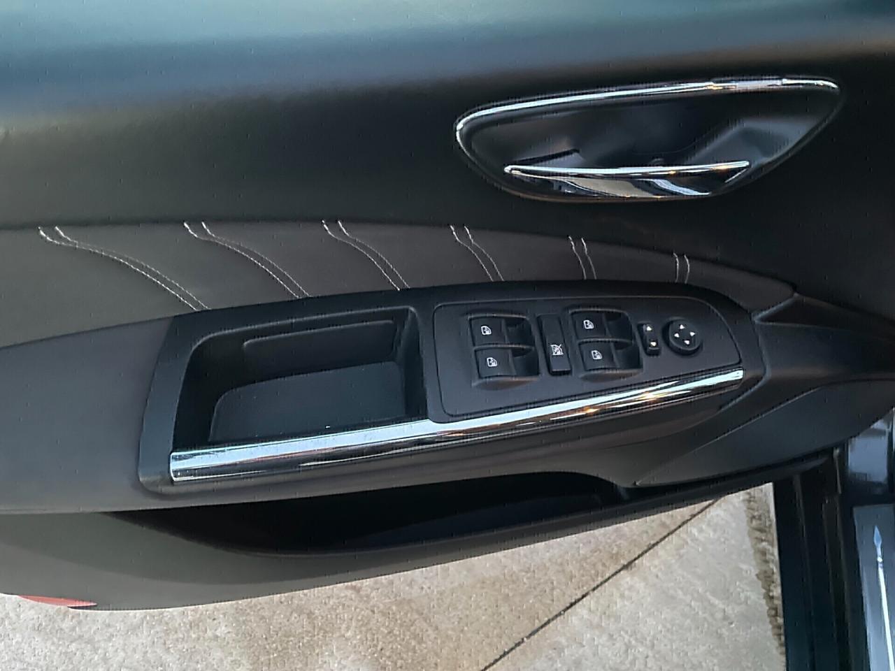 Lancia Delta 1.6 MJT DPF Oro vettura pari al nuovo