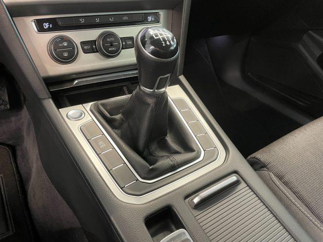 VOLKSWAGEN Passat 1.6 TDI Highline BlueMotion Technology