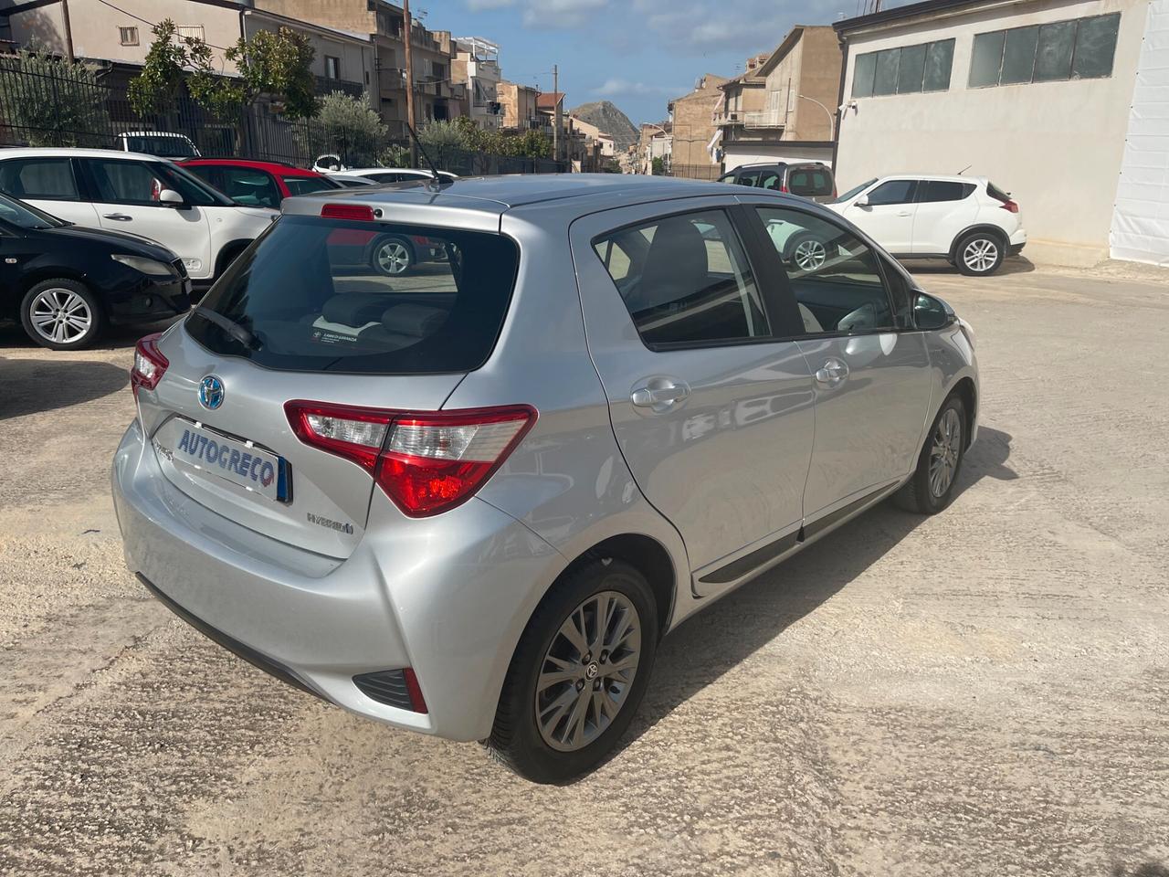 Toyota Yaris 1.5 Hybrid 5 porte Active