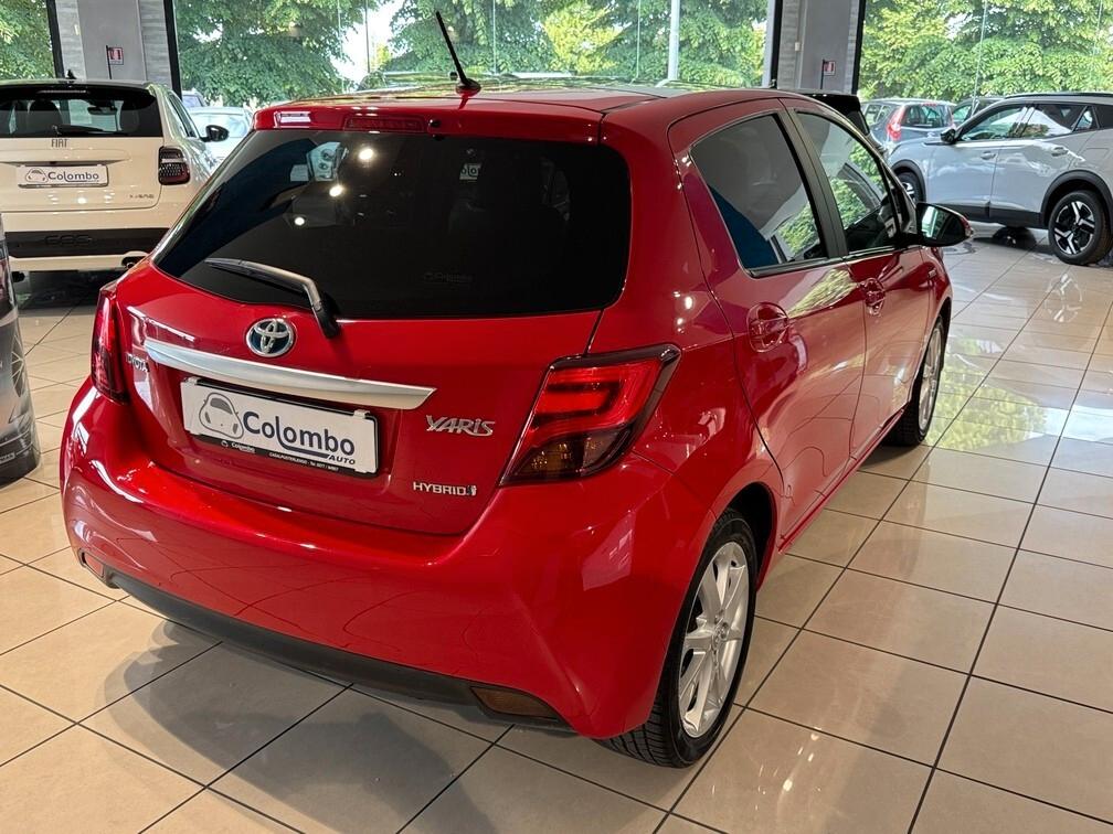 Toyota Yaris 5p 1.5h Style Hybrid aut Pano Navi Cam 16" Neopat
