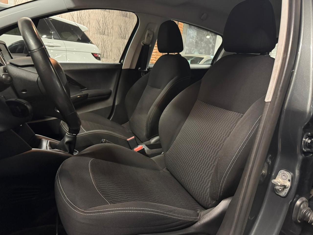 Peugeot 208 PureTech 82 5 porte Allure