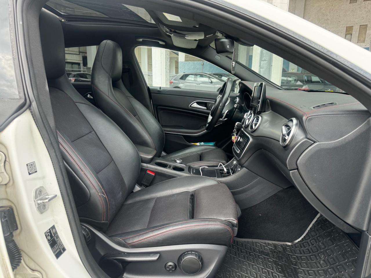 Mercedes-benz CLA 200 d 4Matic Premium AMG 2016