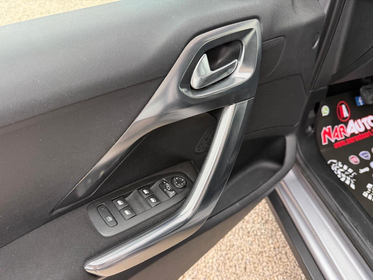 Peugeot 2008 1.6 e-HDi 92 CV Allure AUTOMATICA