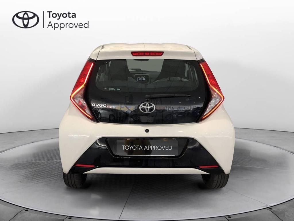 Toyota Aygo 5 Porte 1.0 VVT-i x-play