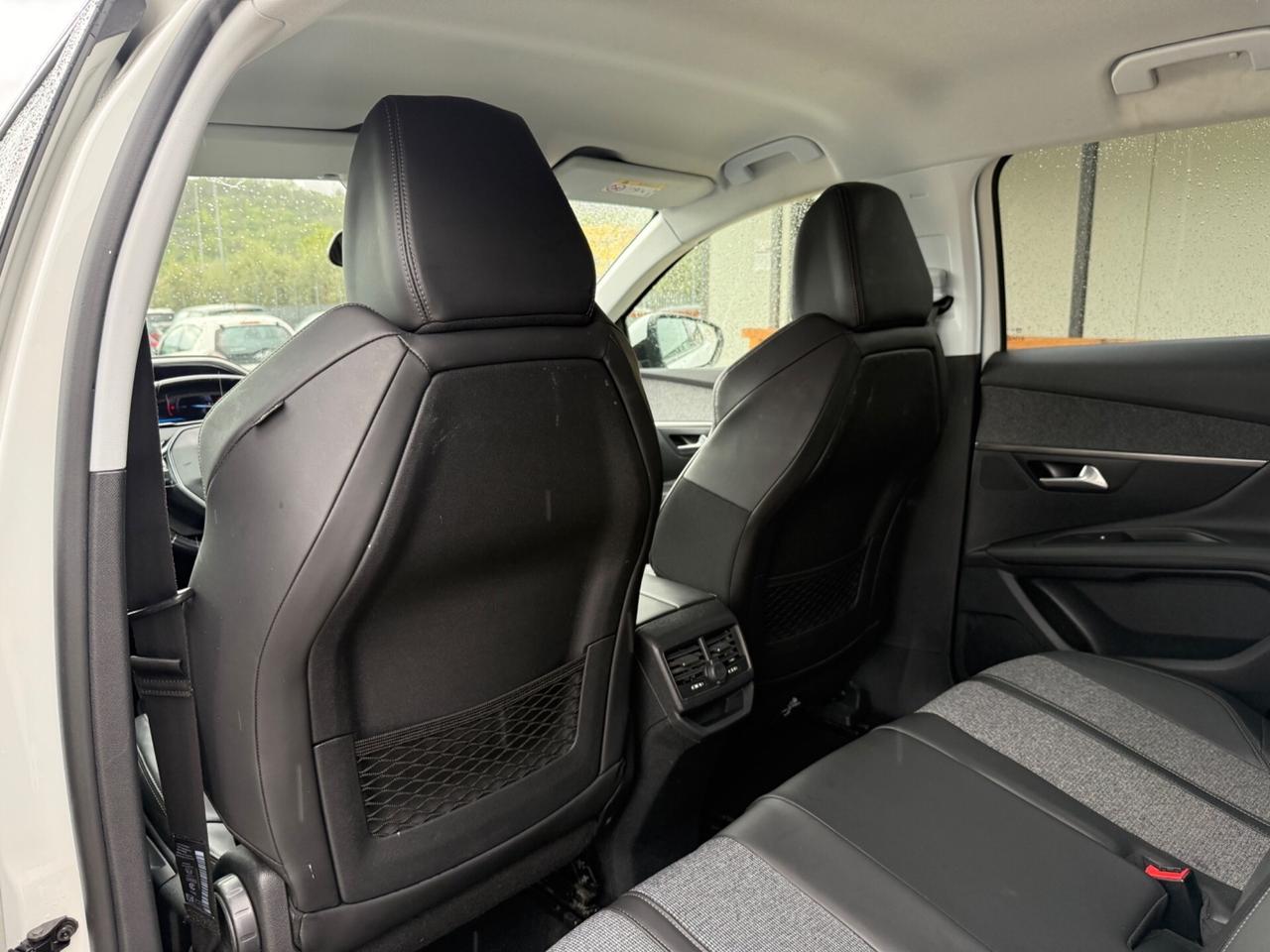 Peugeot 3008 BlueHDi 130 S&S Allure