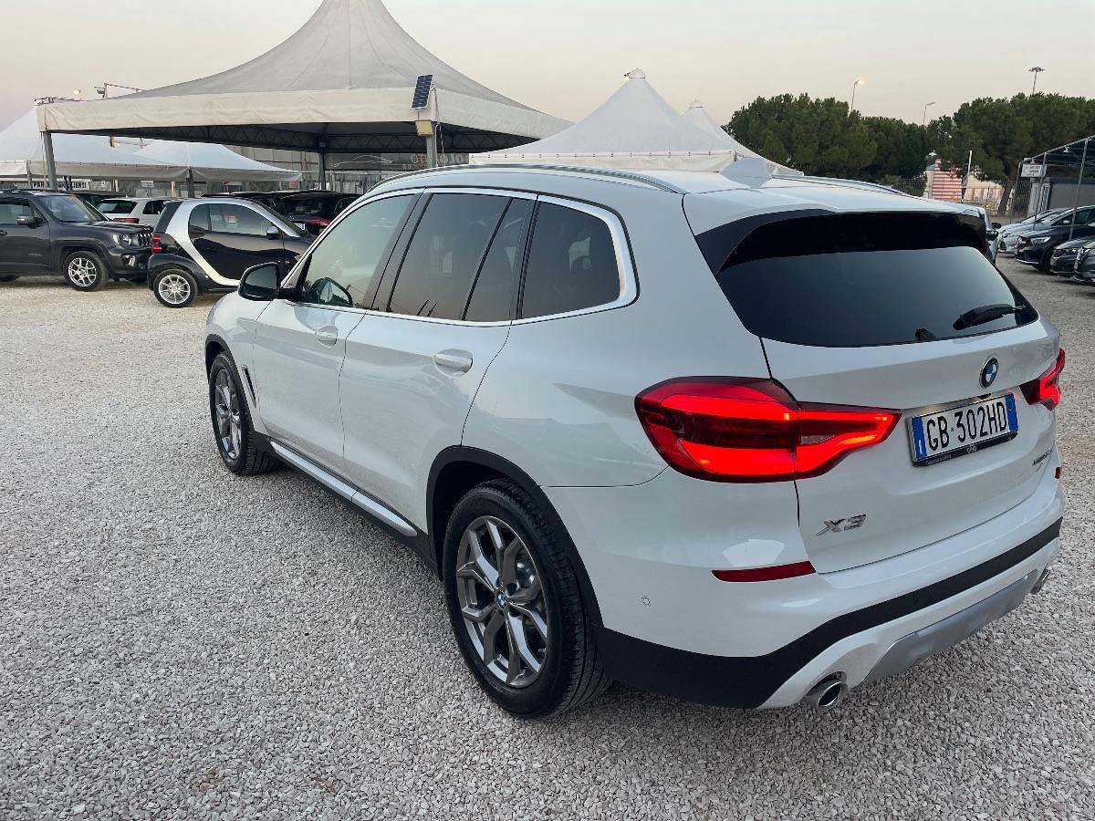 BMW - X3 - xDrive20d xLine