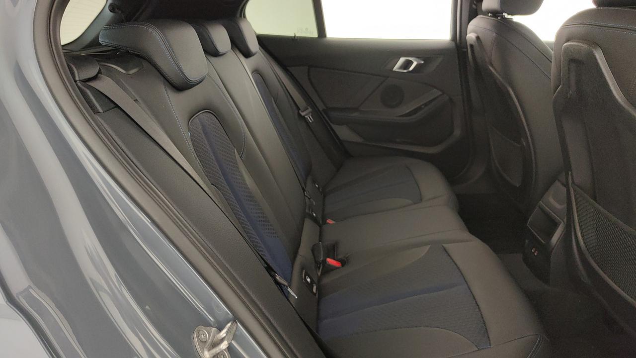 BMW Serie 1 F40 - 116d Msport auto