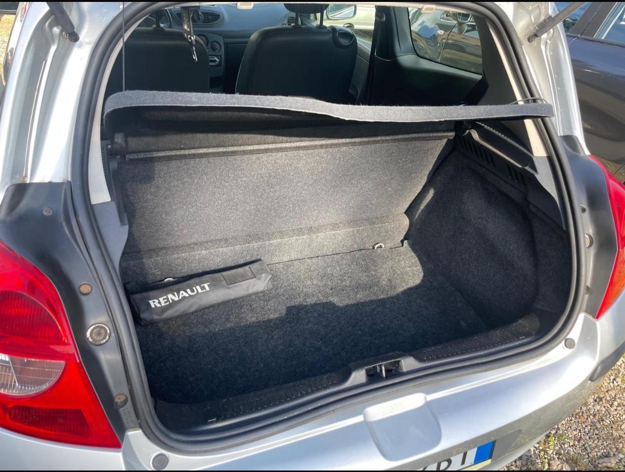 Renault Clio 1.2 16V cat 3 porte Confort Authentique