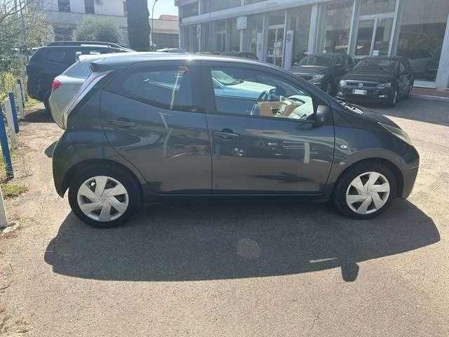 Toyota Aygo Aygo II 2014 5p 1.0 x-play