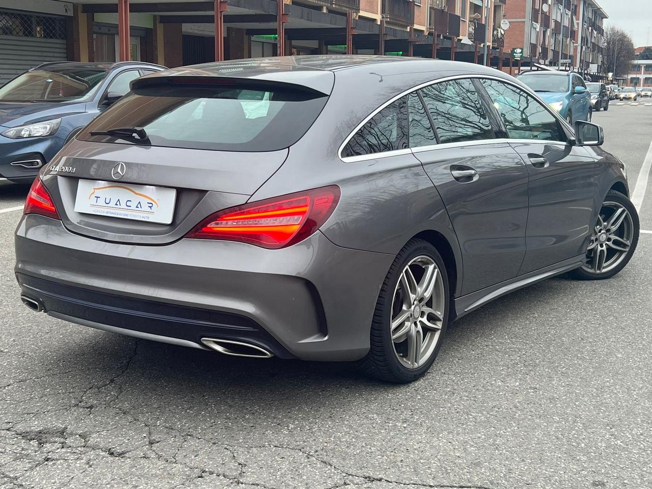 Mercedes-Benz CLA 200 Premium CLA 200 D #9329